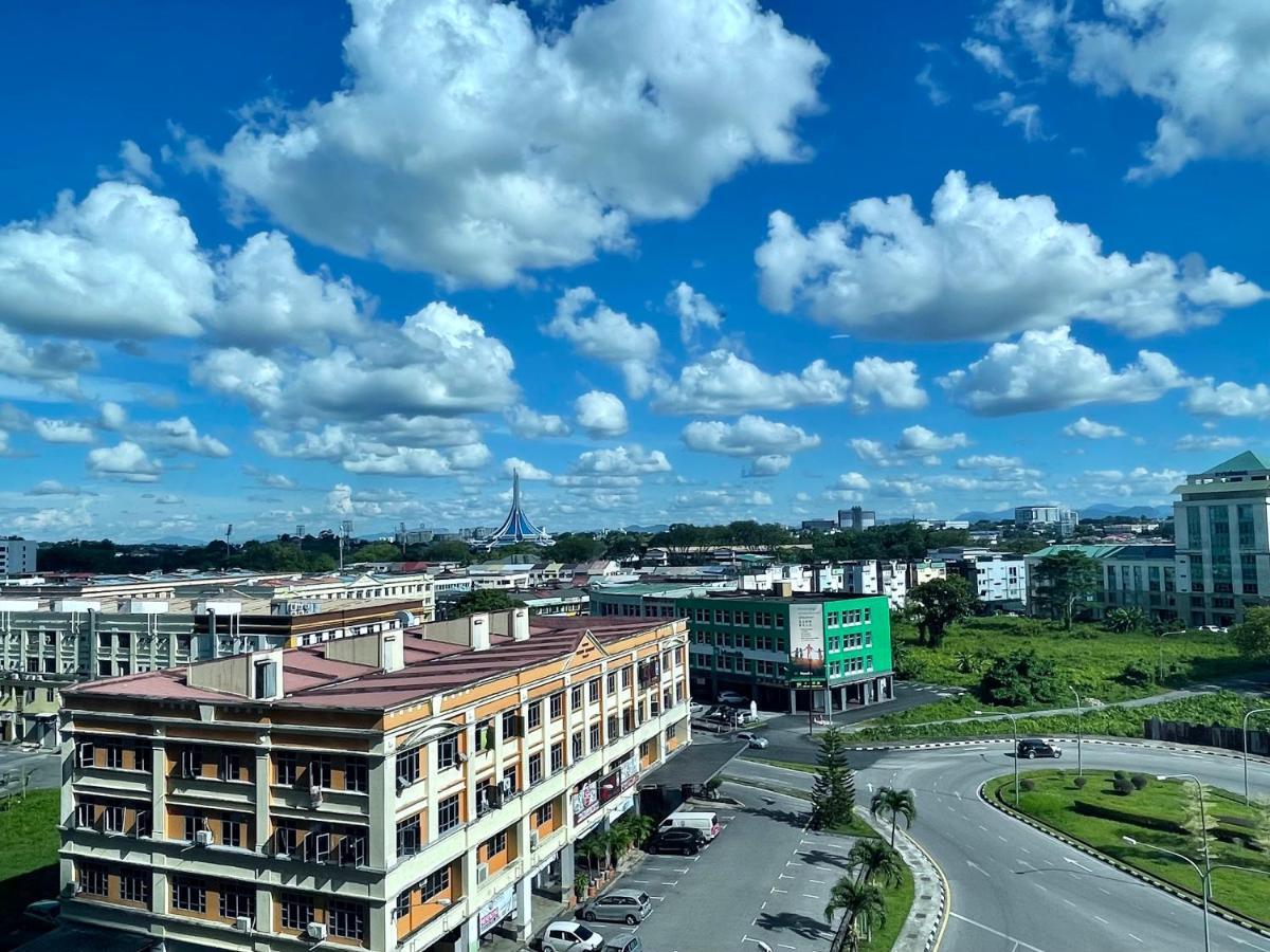 Kuching City Centre Smart Home Luxury Resort Condo Exteriör bild
